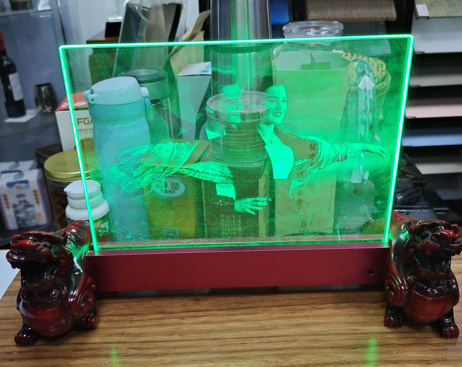 調(diào)光變色玻璃